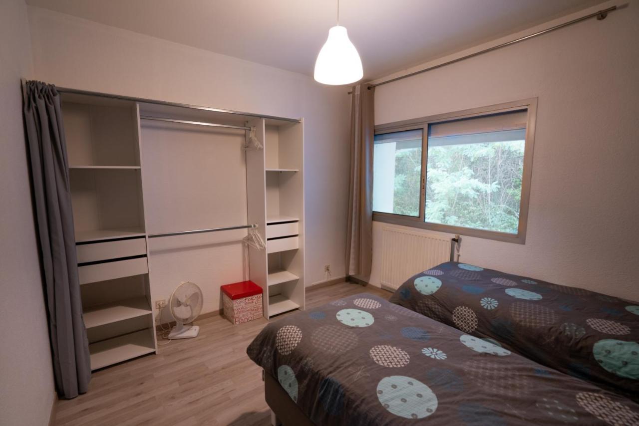 Cabana & Fenetre Sur Lac - Terrasse & Parking Tresserve Bagian luar foto